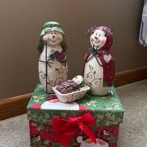 Festive Snowman Family Figurine Set - Red and Green